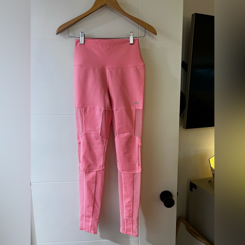 ALO YOGA Pink Leggings